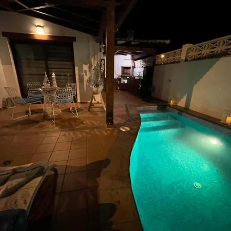 Casa Con Piscina Privada, Wifi, Cerca De La Playa